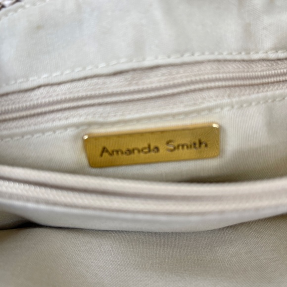 Amanda Smith NWT Stiched Straw Handbag - Picture 2 of 6